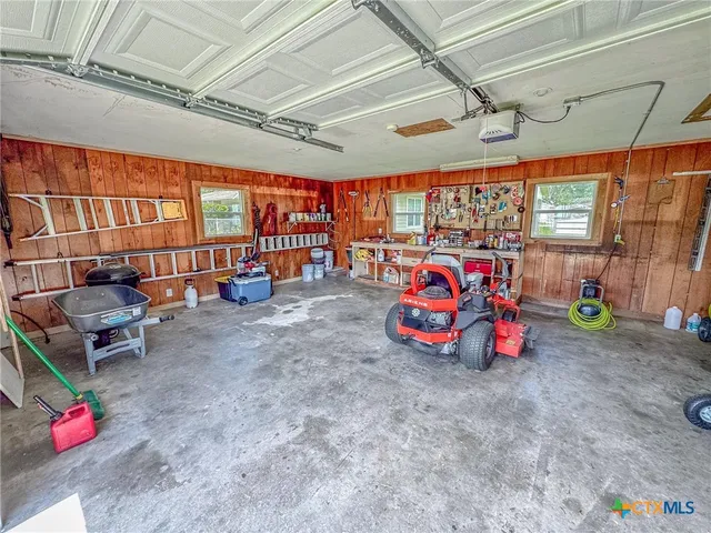 $265,000 | 510 East 7th Street, Yorktown, TX 78164