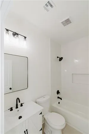 $409,900 | 3410-12 Montesquieu Street, Chalmette, LA 70043