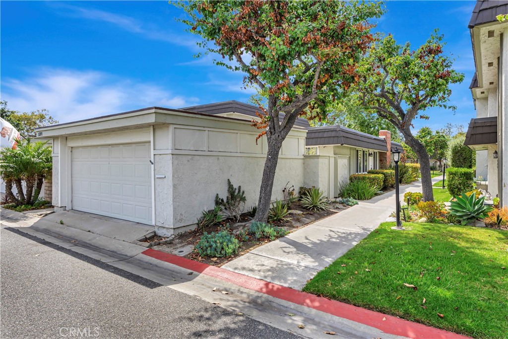5371 Victoria Place Westminster, CA 92683 - Photo 2 of 48