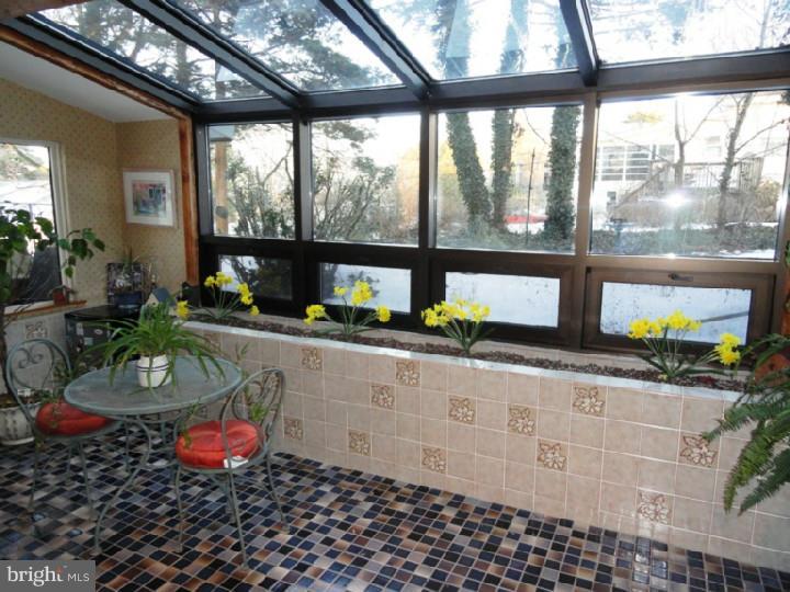 307 Hamilton Road Glassboro, NJ 08028 - Photo 16 of 22 Atrium