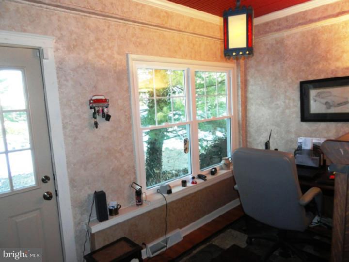 307 Hamilton Road Glassboro, NJ 08028 - Photo 8 of 22 Office / Study