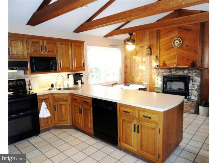 307 Hamilton Road Glassboro, NJ 08028 - Photo 10 of 22