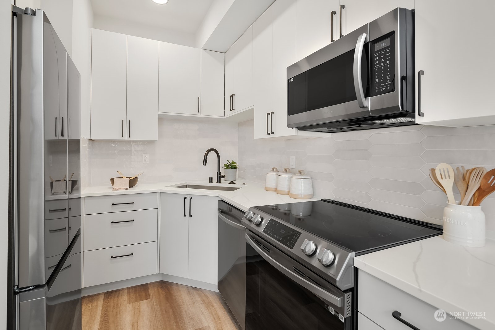 730 North Allen Place Seattle, WA 98103 - Photo 11 of 22 Gallery Image 11