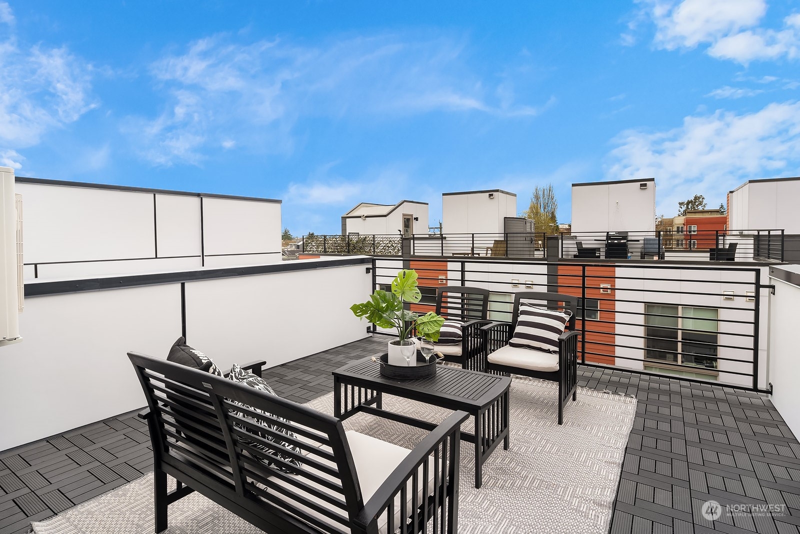 730 North Allen Place Seattle, WA 98103 - Photo 20 of 22 Gallery Image 20