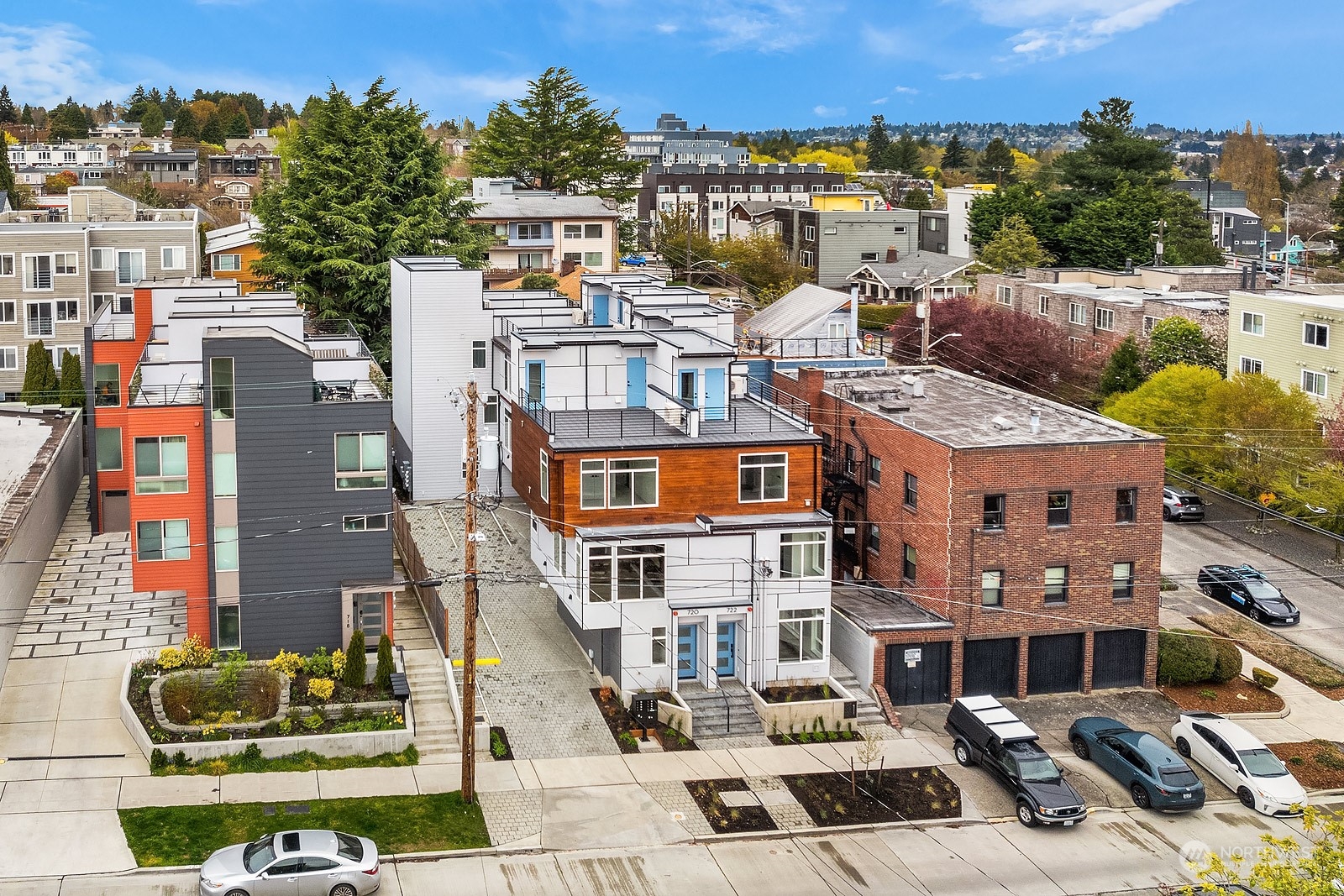 730 North Allen Place Seattle, WA 98103 - Photo 3 of 22 Gallery Image 3