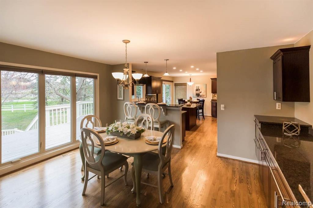 37291 Chesapeake Road Farmington Hills, MI 48335 - Photo 11 of 45
