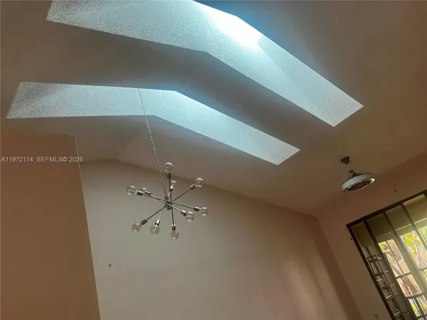 a picture of an empty room