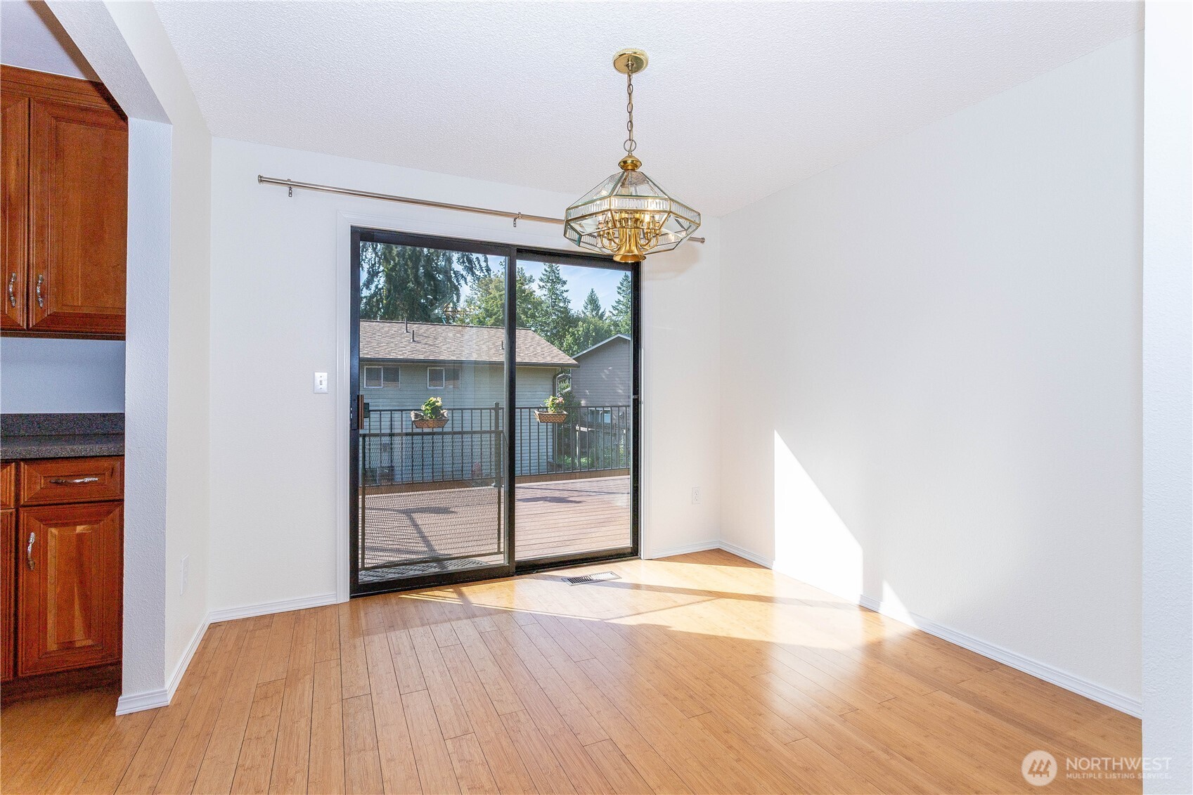 3327 Southeast 17th Street Renton, WA 98058 - Photo 14 of 38 Gallery Image 14