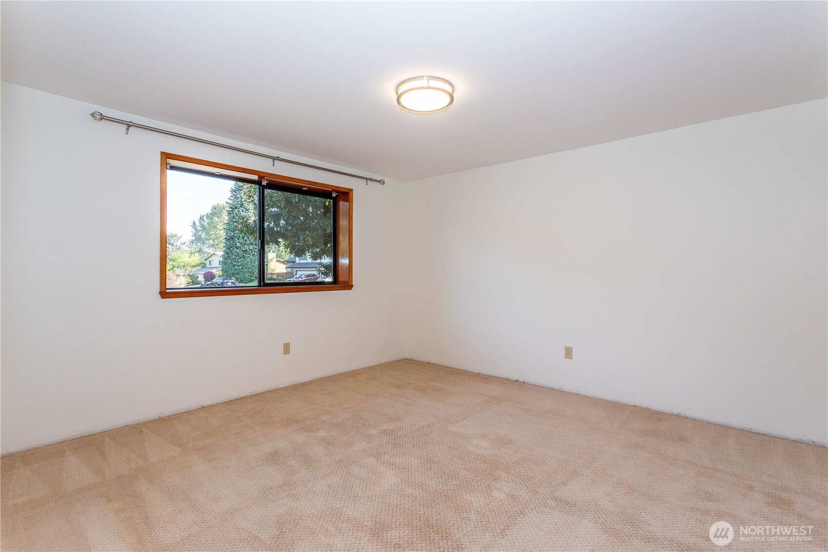 3327 Southeast 17th Street Renton, WA 98058 - Photo 24 of 38 Gallery Image 24