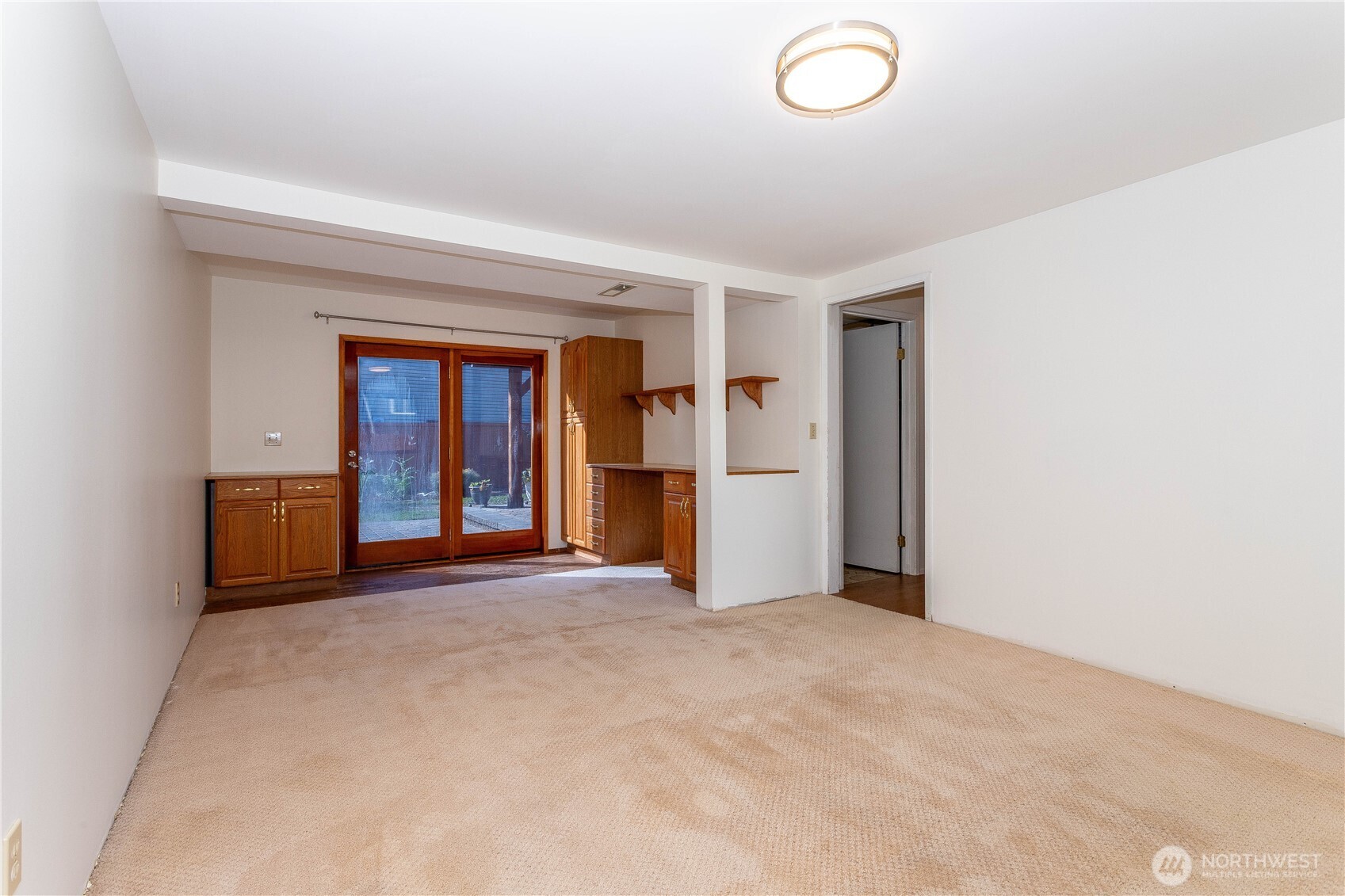 3327 Southeast 17th Street Renton, WA 98058 - Photo 26 of 38 Gallery Image 26