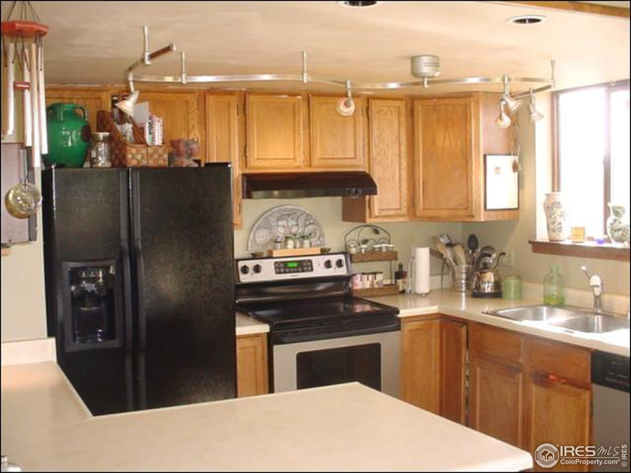 1086 Dixon Road Boulder, CO 80302 - Photo 3 of 9