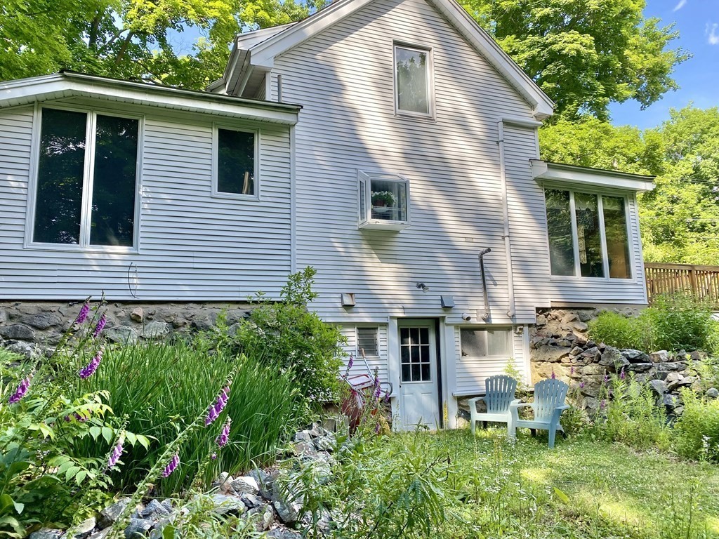 281 South Great Road Lincoln, MA 01773 - Photo 2 of 33 Gallery Image 2