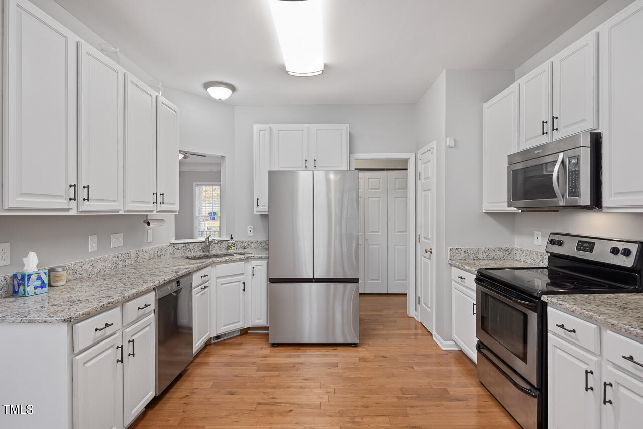 6921 Lamarsh Court Raleigh, NC 27617 - Photo 9 of 37 6921-lamarsh-10