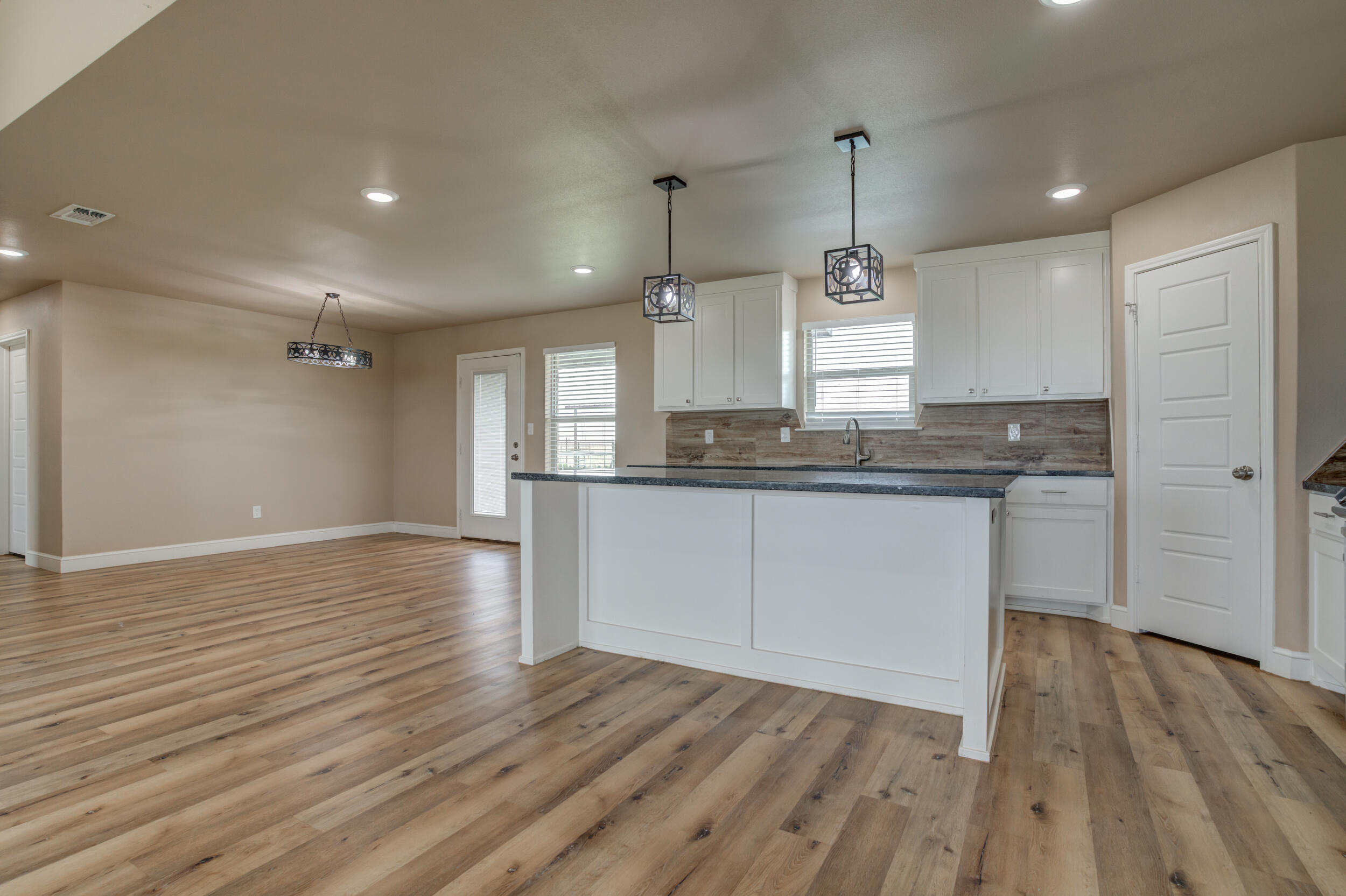 10721 County Road 6000 Shallowater, TX 79363 - Photo 13 of 41 10721-CR-6000_Shallowater-TX_9