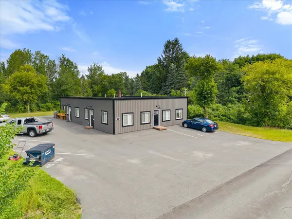 $489,900 | 372 Old County Road, Hampden, ME 04444