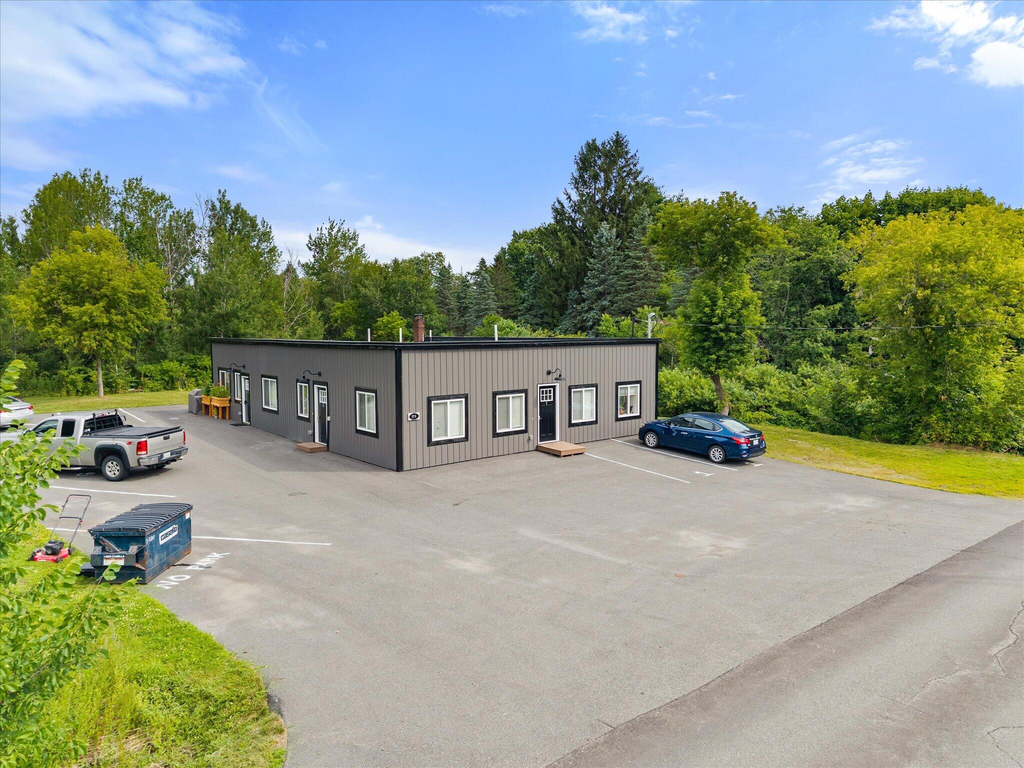 02-372 Old County Rd