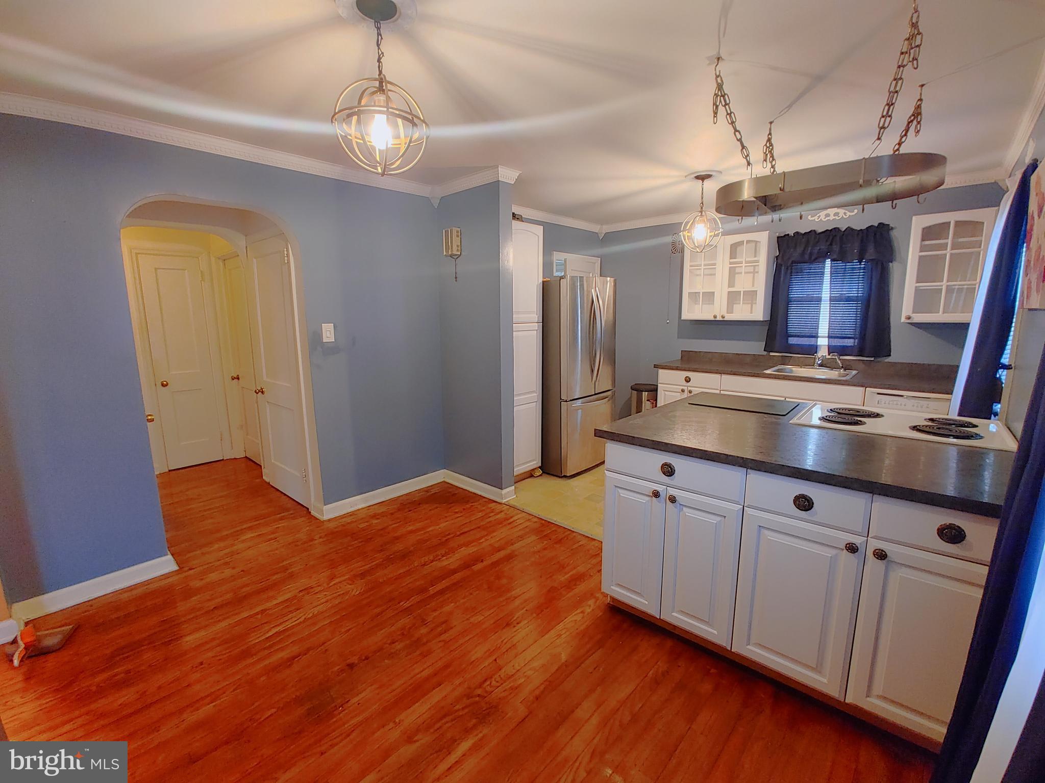 21 Ridgley Street Mount Holly, NJ 08060 - Photo 5 of 17