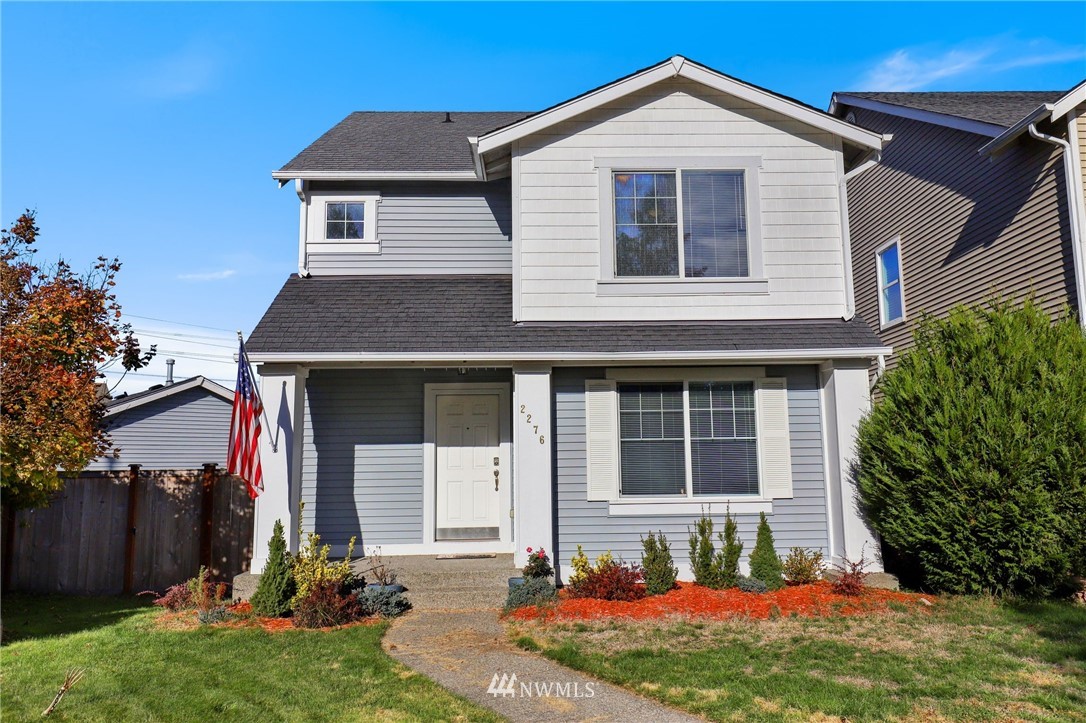 2276 Wallace Loop DuPont, WA 98327 - Photo 1 of 26