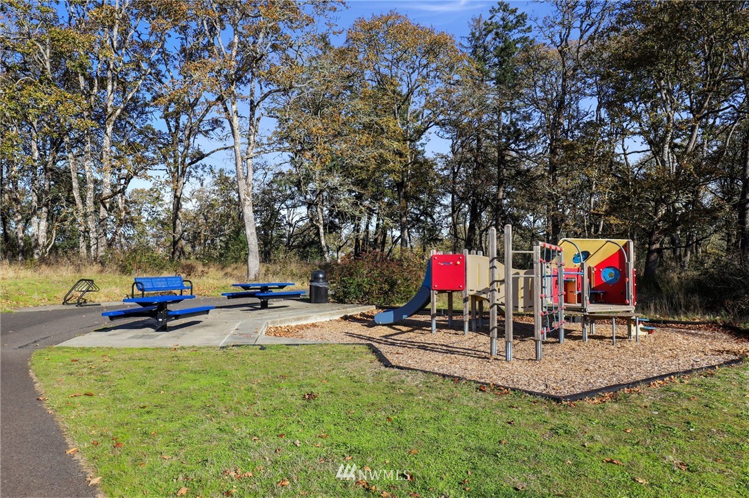 2276 Wallace Loop DuPont, WA 98327 - Photo 25 of 26