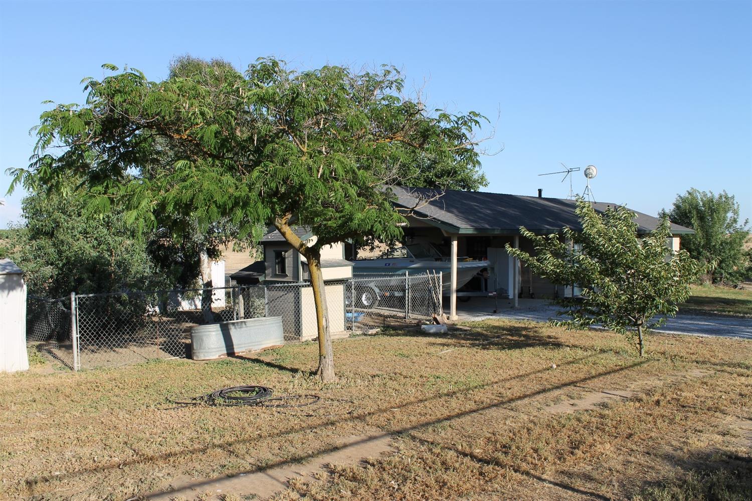19691 Claremont Road Madera, CA 93638 - Photo 27 of 30 Gallery Image 27
