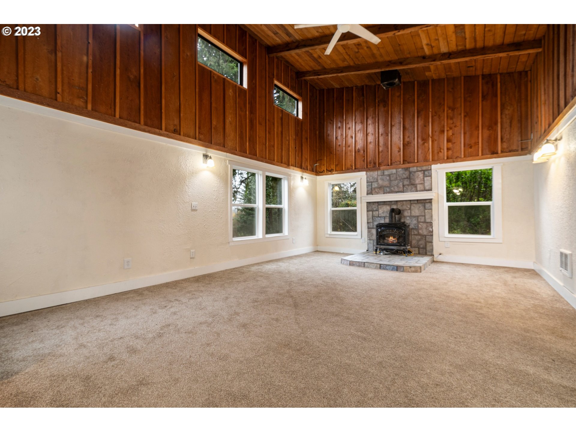 62 Butler Loop Road Stevenson, WA 98648 - Photo 4 of 27 Gallery Image 4