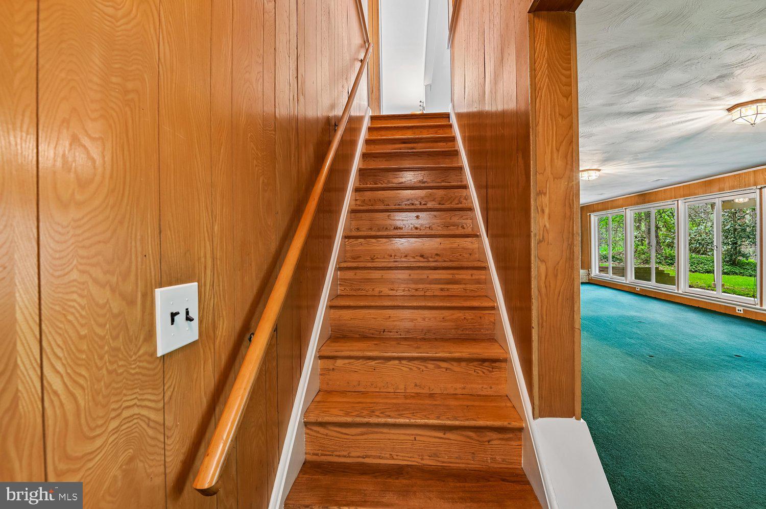 10316 Burnt Ember Drive Silver Spring, MD 20903 - Photo 51 of 56 Landing