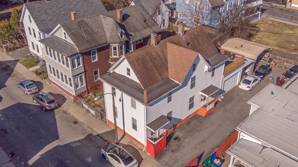 22 Loring Street Springfield, MA 01105 - Photo 1 of 40