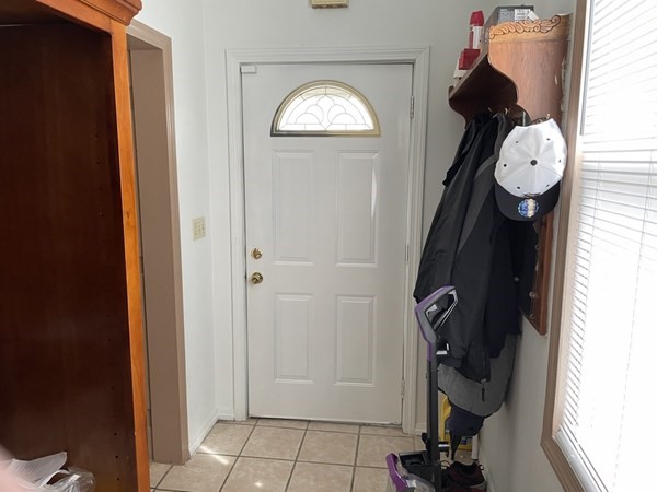 22 Loring Street Springfield, MA 01105 - Photo 15 of 40
