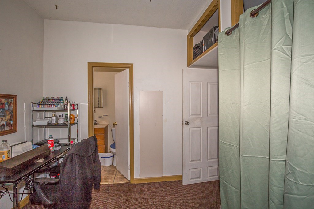 22 Loring Street Springfield, MA 01105 - Photo 19 of 40