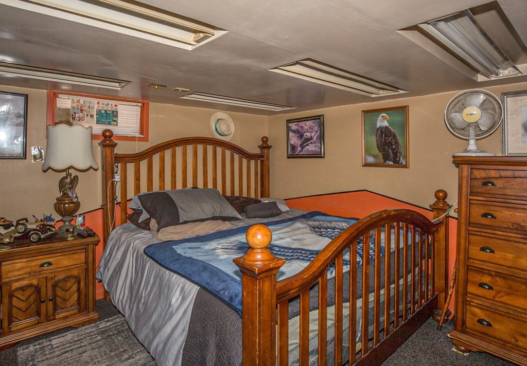 22 Loring Street Springfield, MA 01105 - Photo 31 of 40
