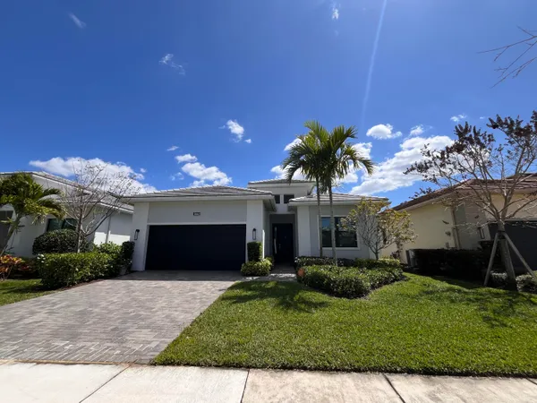 $3,600 | 5663 St Armands Way, The Acreage, FL 33470