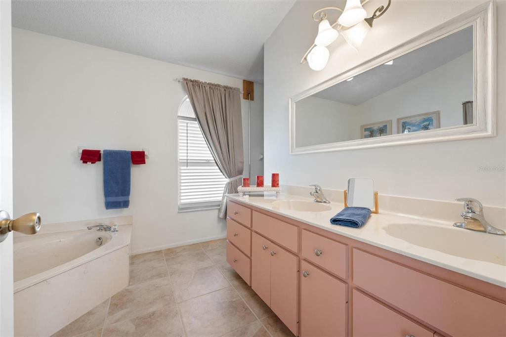 1280 Covey Court Venice, FL 34293 - Photo 35 of 67