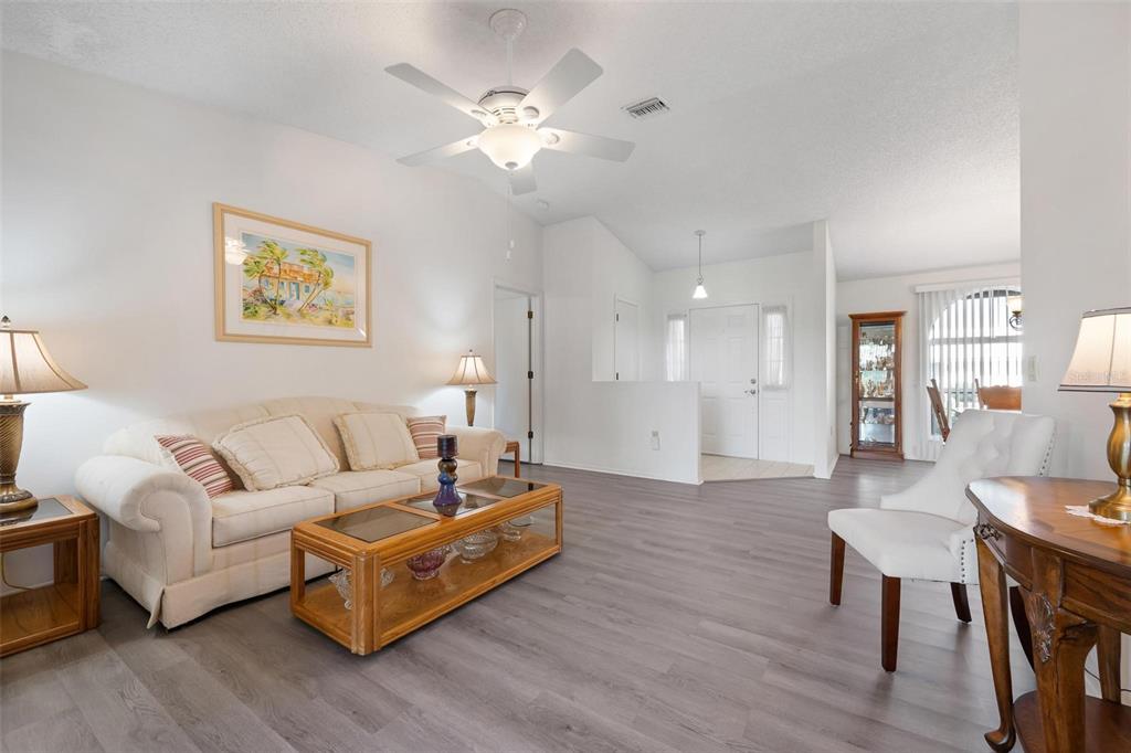 1280 Covey Court Venice, FL 34293 - Photo 7 of 67