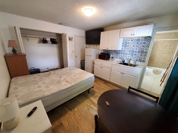 $1,200 | 7171 Southwest 14th Street, Unit BACK, North Lauderdale, FL 33068