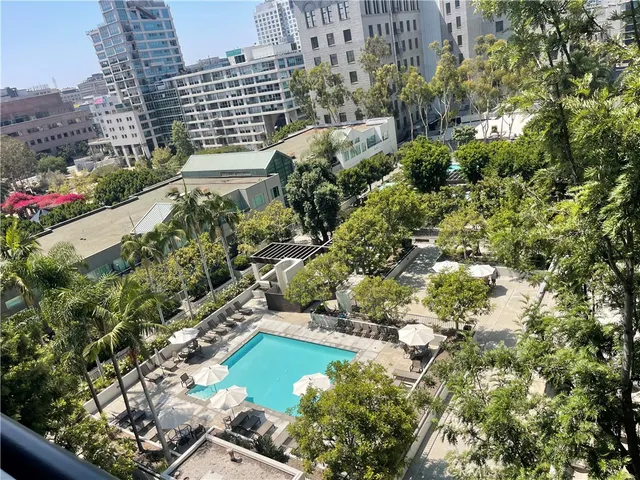 $2,300 | 600 West 9th Street, Unit 902, Los Angeles, CA 90015
