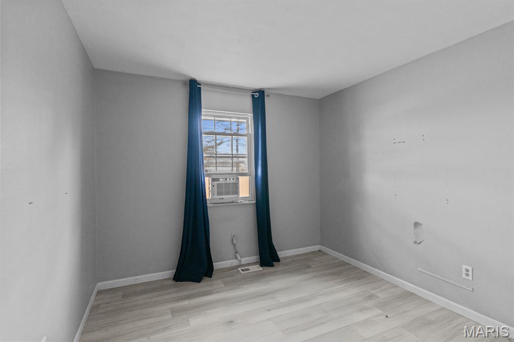 12322 Spanish Pond Road St. Louis, MO 63138 - Photo 8 of 21