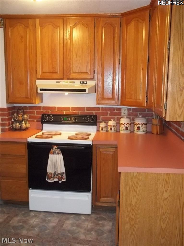 2084 Harris Road Broadview Heights, OH 44147 - Photo 7 of 25 Gallery Image 7