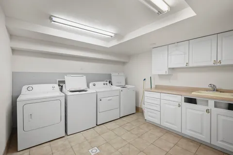 $230,000 | 1009 Summit Avenue, Unit 5, Stoughton, WI 53589