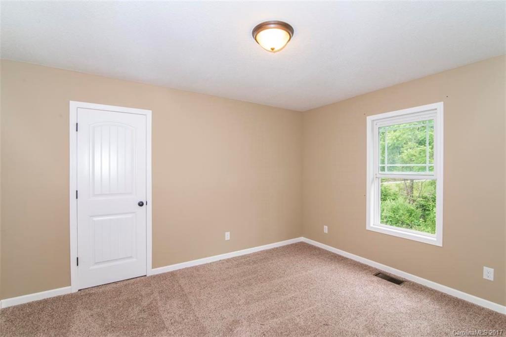 94 Martin Branch Road Leicester, NC 28748 - Photo 11 of 24
