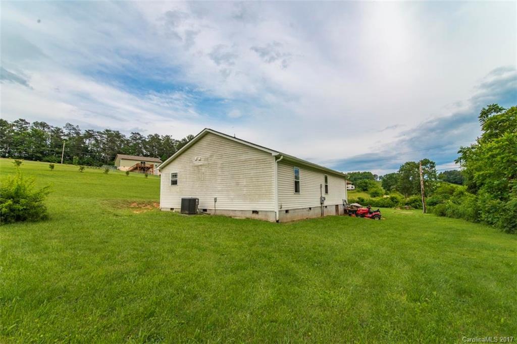 94 Martin Branch Road Leicester, NC 28748 - Photo 21 of 24