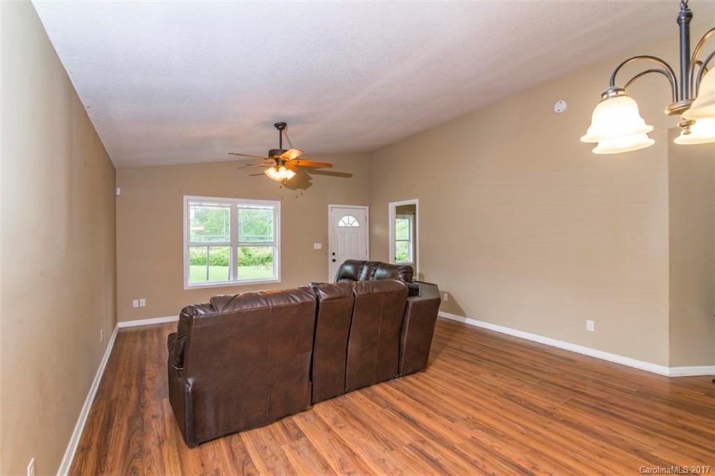 94 Martin Branch Road Leicester, NC 28748 - Photo 7 of 24