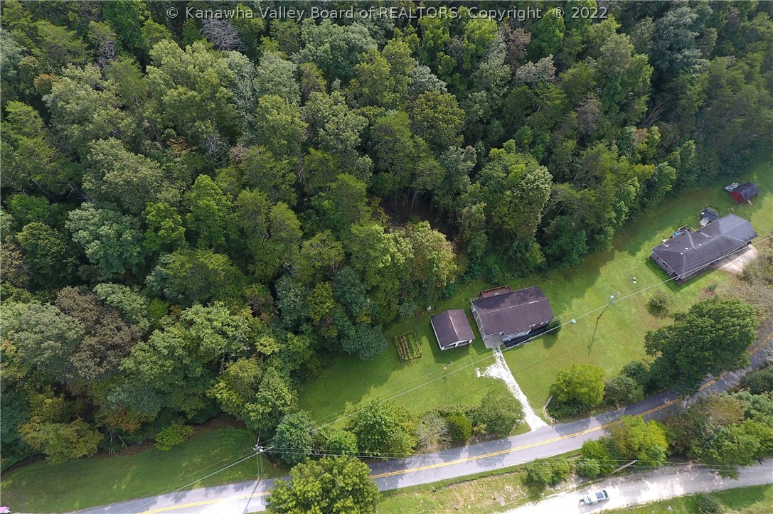 3987 Howell's Mill Road Ona, WV 25545 - Photo 6 of 31 Gallery Image 6