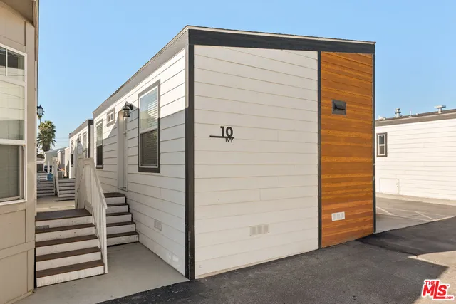 $89,000 | 8250 Lankershim Boulevard, Unit 130, North Hollywood, CA 91605