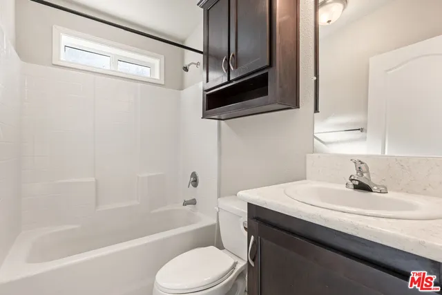 $89,000 | 8250 Lankershim Boulevard, Unit 130, North Hollywood, CA 91605