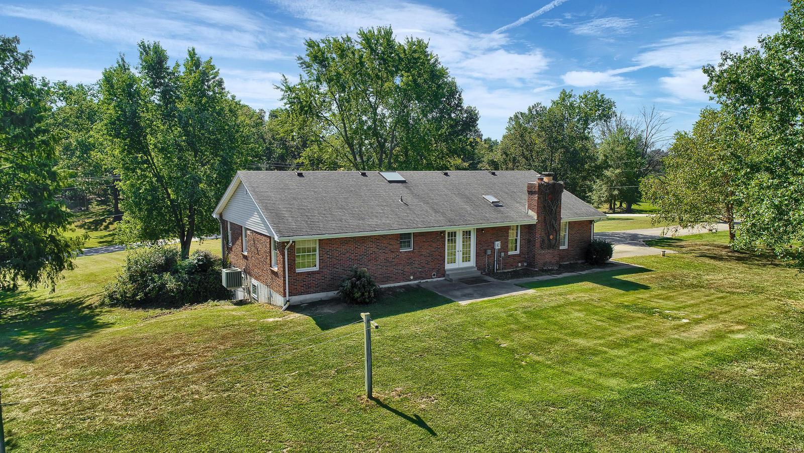 809 Mueller Road O'Fallon, MO 63366 - Photo 32 of 39