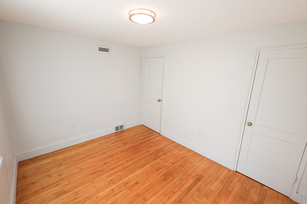 15 Ridgeview Avenue, Unit 1R Boston, MA 02126 - Photo 9 of 15