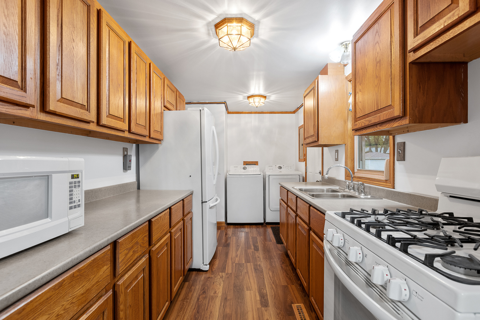 2380 Collins Road Oswego, IL 60543 - Photo 6 of 21 Gallery Image 6
