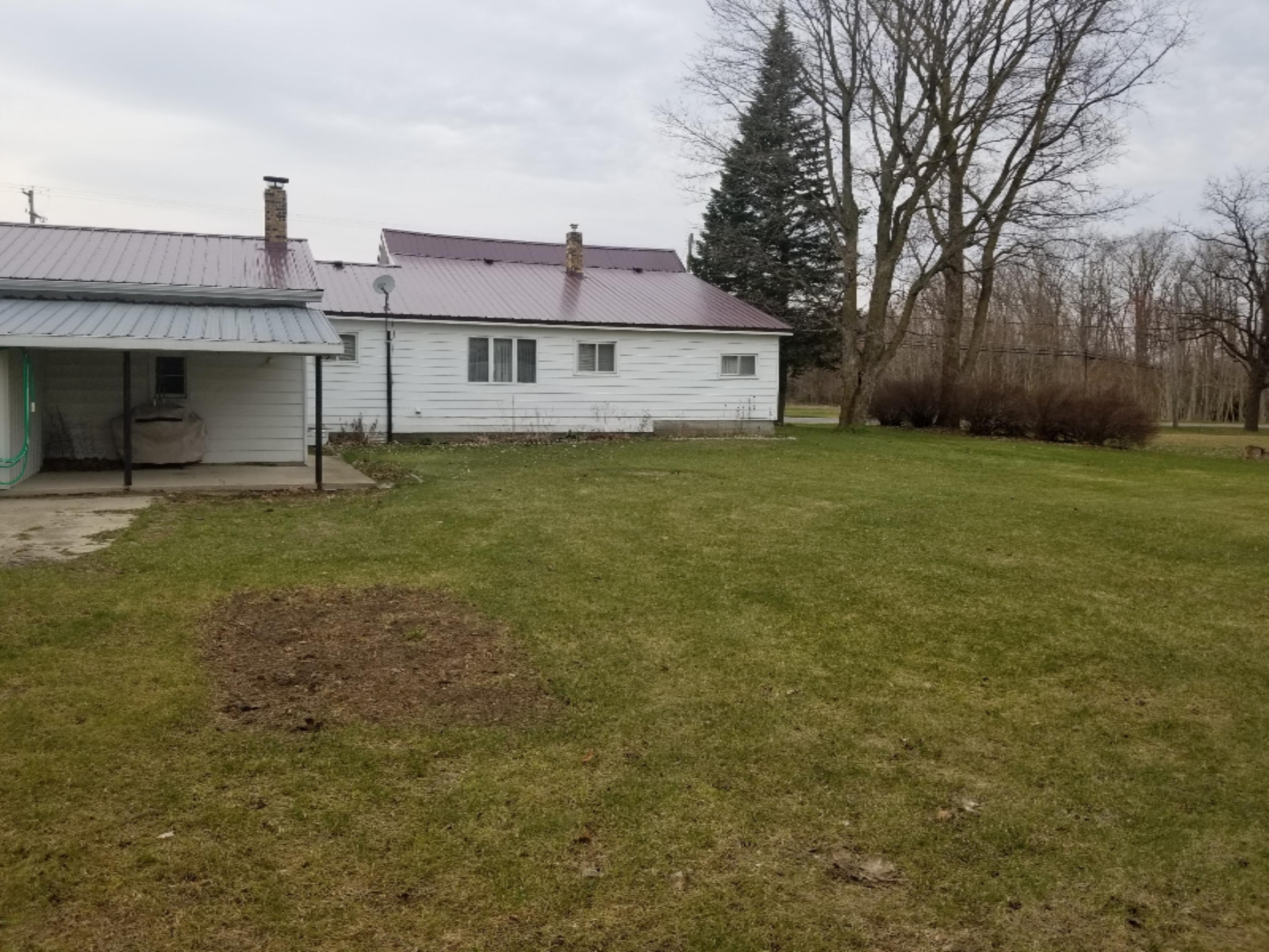 10792 East Carson City Road Carson City, MI 48811 - Photo 42 of 44 20190411_175355
