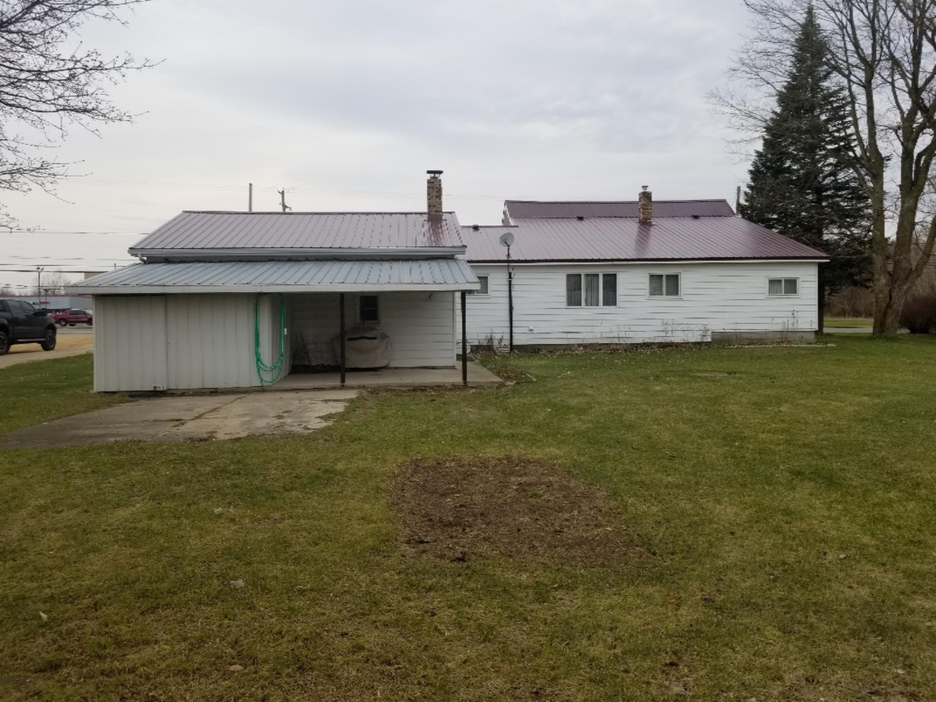 10792 East Carson City Road Carson City, MI 48811 - Photo 43 of 44 20190411_175352