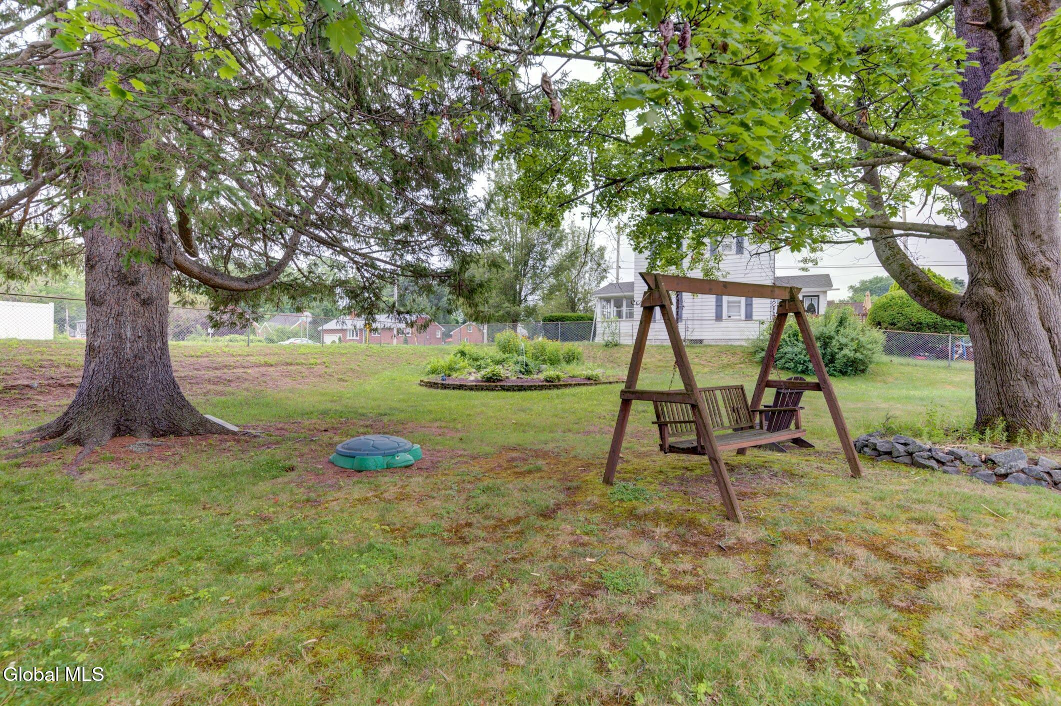 221 Schoolhouse Road Guilderland, NY 12203 - Photo 41 of 51 10-221 Schoolhouse